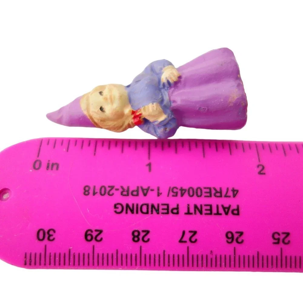 Assorted‎ Mixed Lot of 7 Resin Miniature Dollhouse Fairy Garden Gnome Figurines